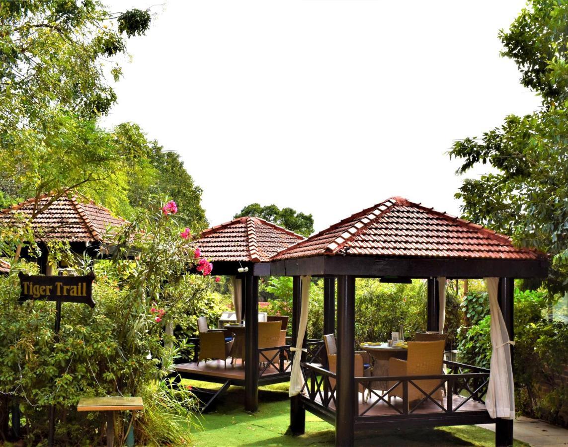 Hotel Royal Orchid Bangalore Extérieur photo