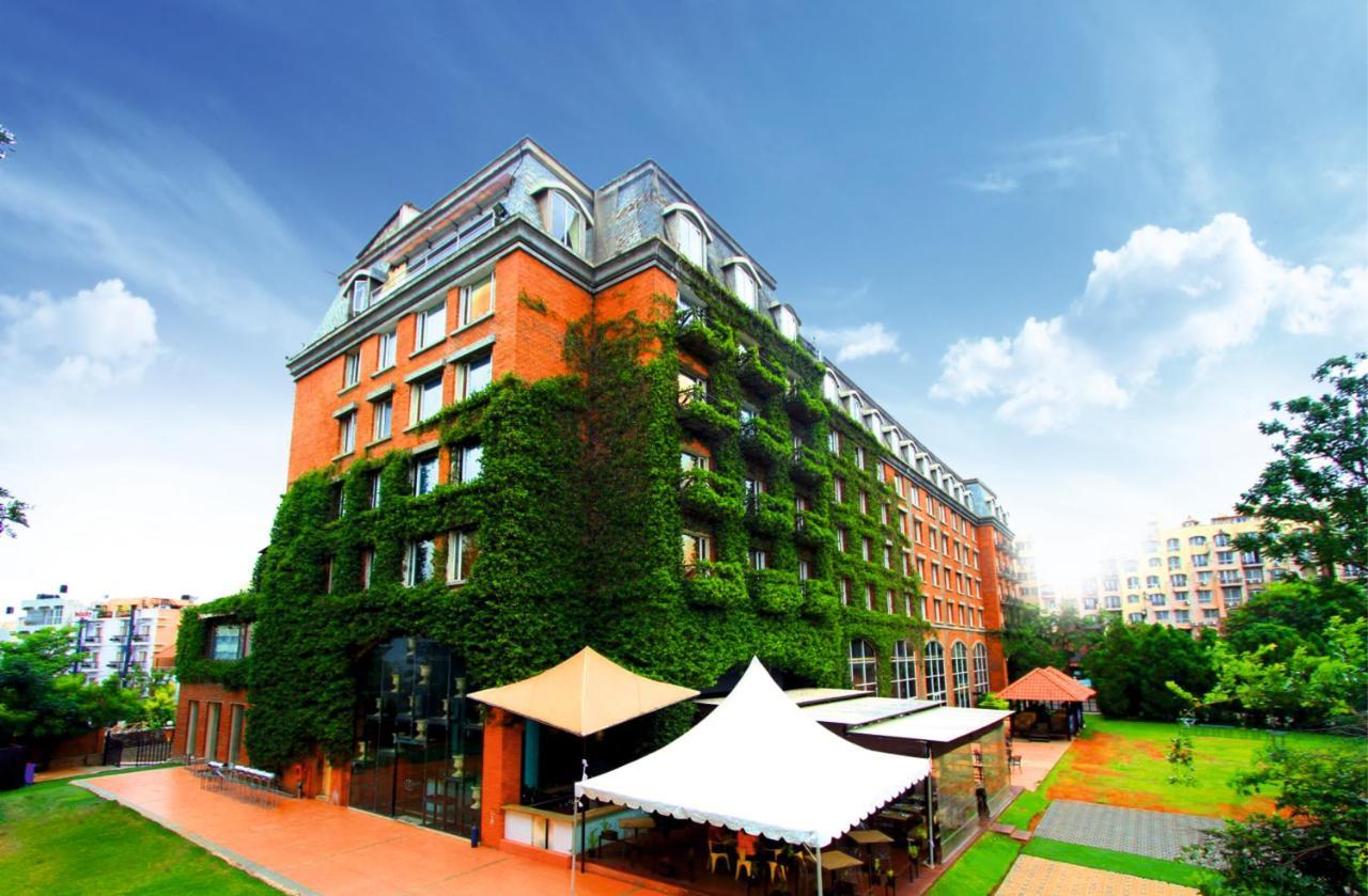 Hotel Royal Orchid Bangalore Extérieur photo