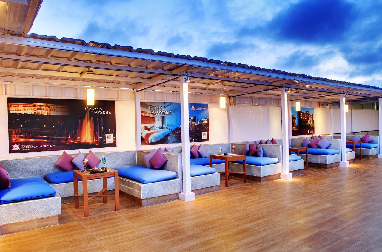 Hotel Royal Orchid Bangalore Extérieur photo
