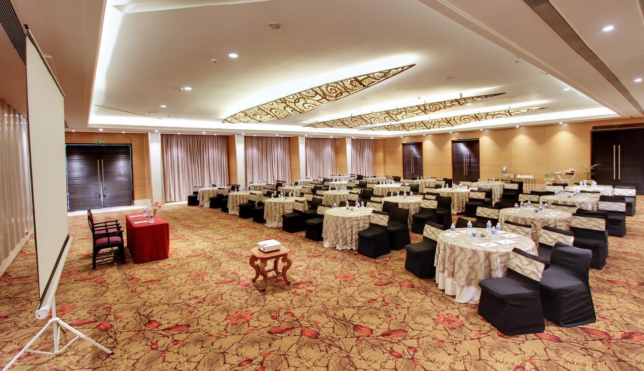 Hotel Royal Orchid Bangalore Extérieur photo